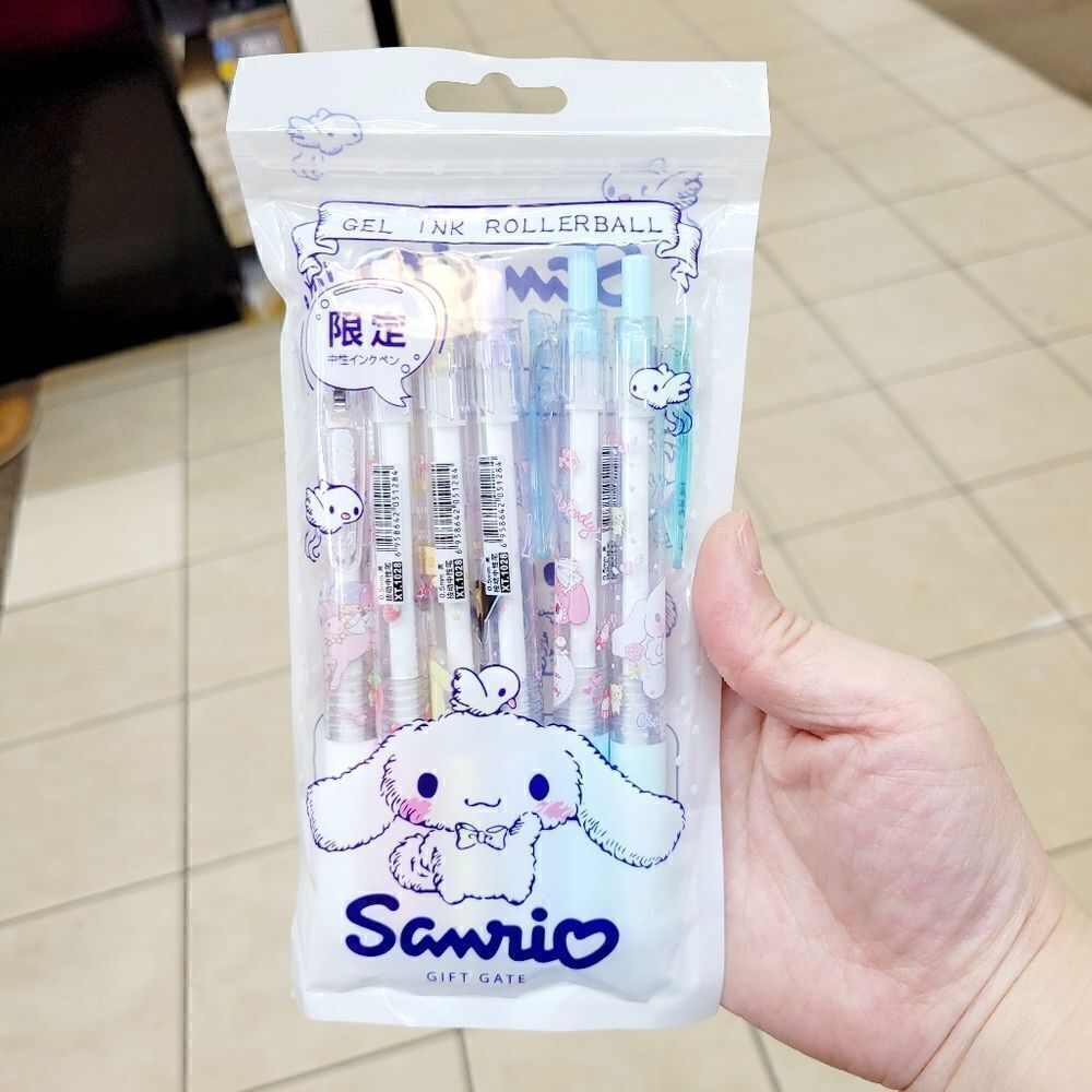 Brand New Set of 6 Sanrio Gel Pens
